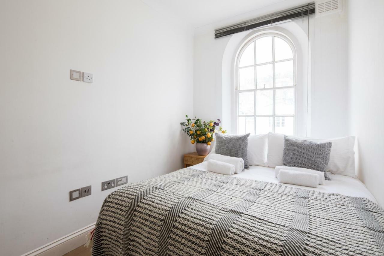 Gloucester Terrace By Lime Street London Ngoại thất bức ảnh